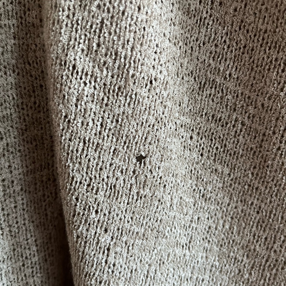 H&M Divided Sweater - Picture 4 of 4